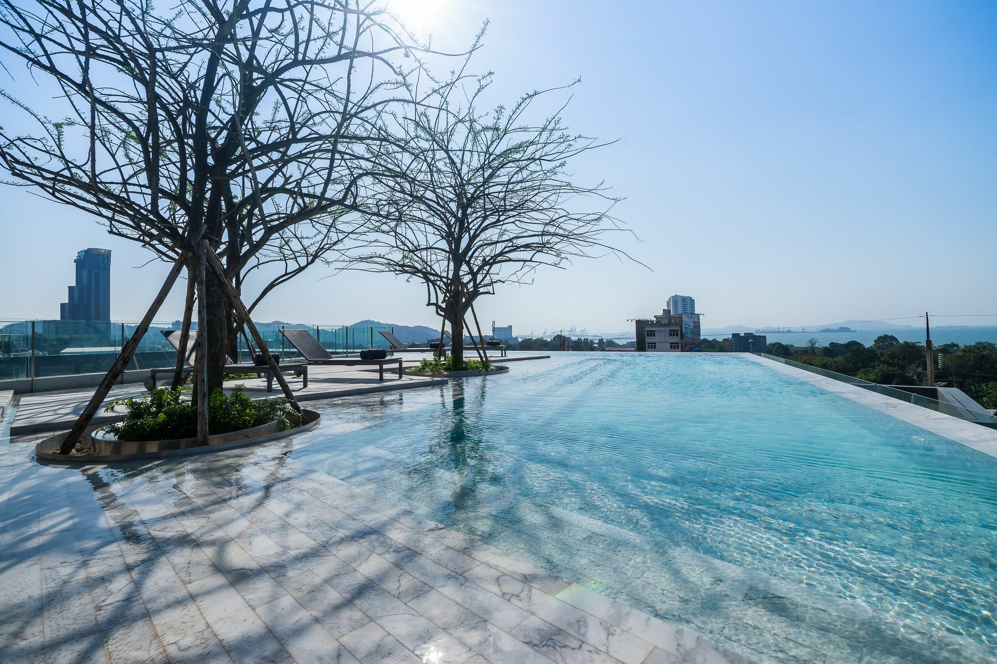 Arize Hotel Sri Racha Si Racha Exteriér fotografie